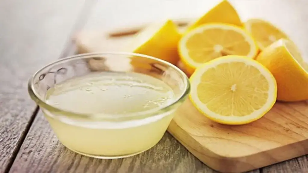 مكونات منزلية شائعة ضمن وصفات طبيعية تدمر بشرتكِ