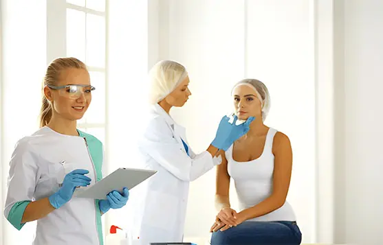 مجموعة متنوعة من منظف وجه للبشرة المناسب لكل أنواع البشرة